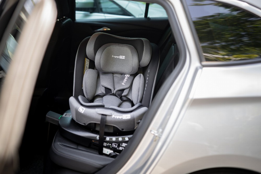 Siège auto FreeON Colt i-Size 40-150 cm