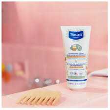 Shampooing Crème Démêlant & Nourrissant Cheveux Bouclés 200ml MUSTELA